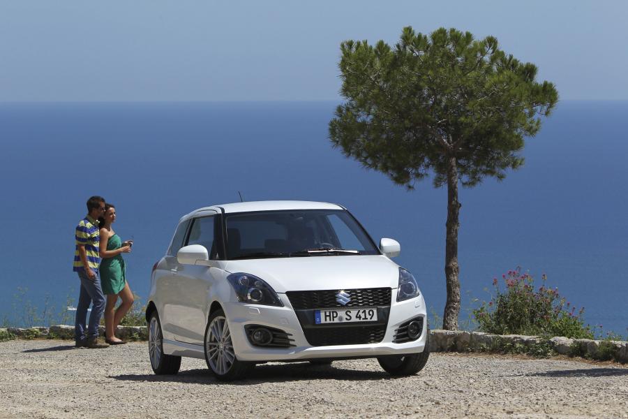  Suzuki Swift Sport 2012 года  (фото 36 из 66)